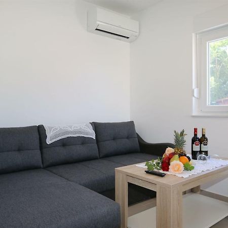 סולינה Apartments Maric-Hlapa מראה חיצוני תמונה