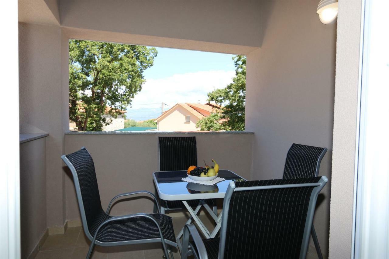 סולינה Apartments Maric-Hlapa מראה חיצוני תמונה