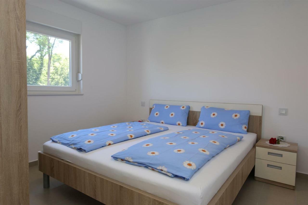 סולינה Apartments Maric-Hlapa מראה חיצוני תמונה